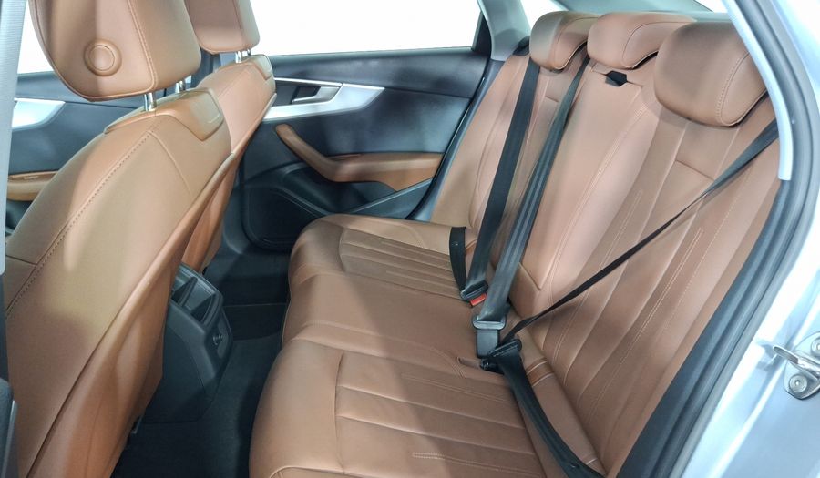 Audi A4 2.0 MHEV 40 TFSI SELECT DCT Sedan 2023