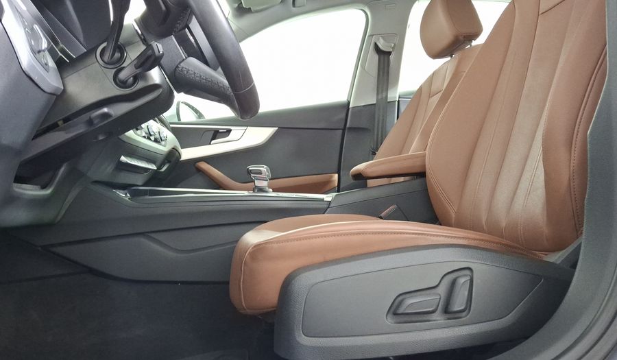 Audi A4 2.0 MHEV 40 TFSI SELECT DCT Sedan 2023