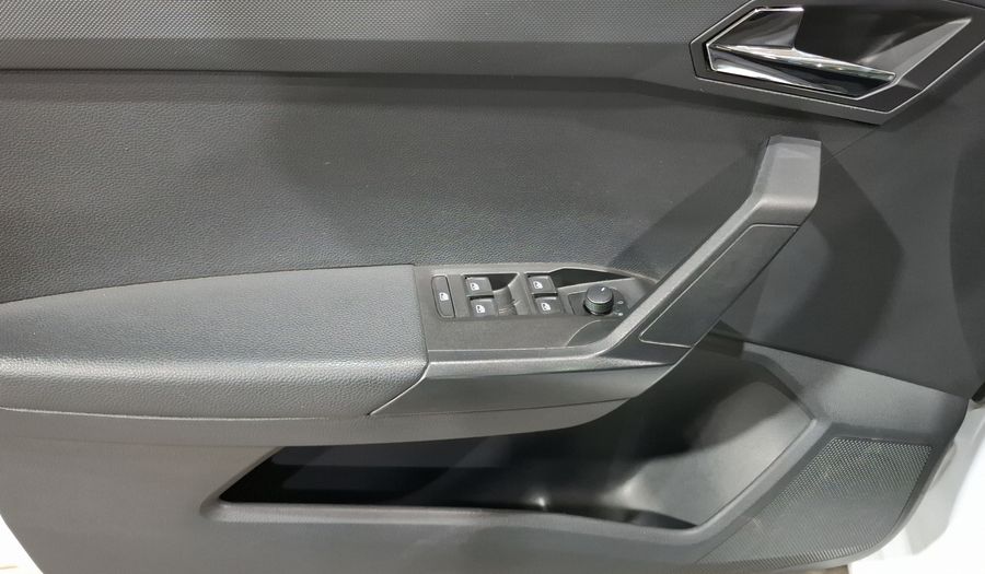 Seat Ibiza 1.6 STYLE AUTO Hatchback 2020