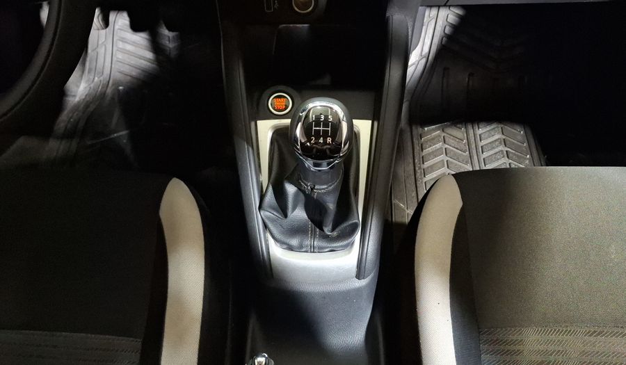 Nissan Versa 1.6 ADVANCE Sedan 2020