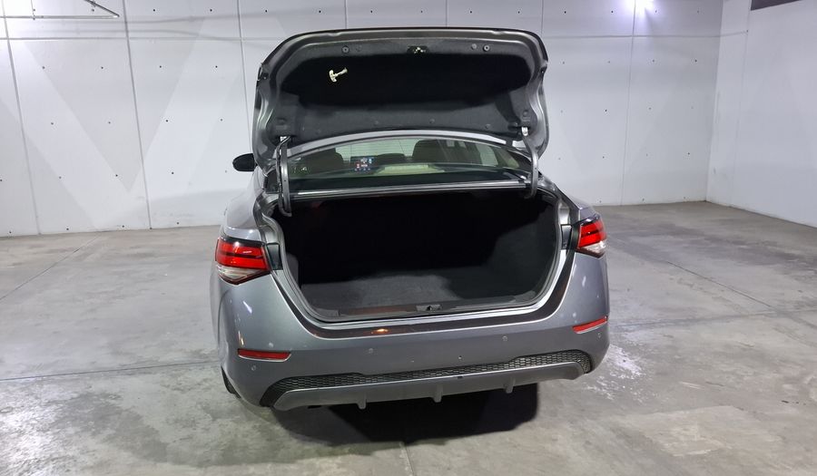 Nissan Sentra 2.0 ADVANCE Sedan 2020
