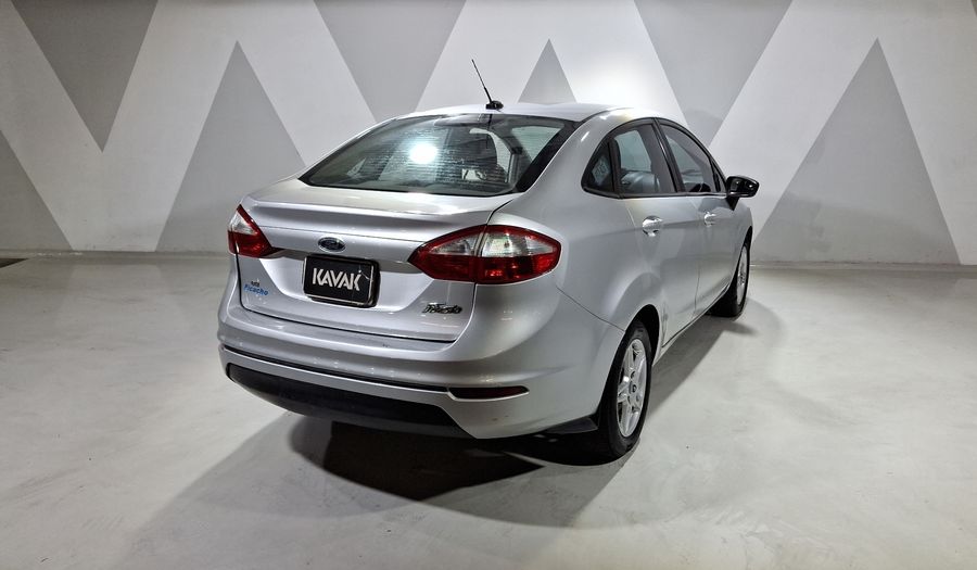 Ford Fiesta 1.6 SE Sedan 2018