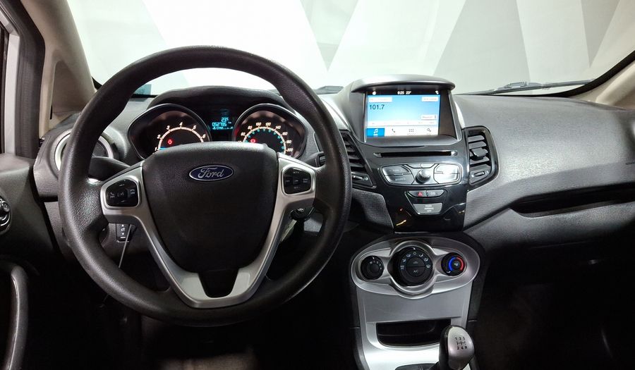 Ford Fiesta 1.6 SE Sedan 2018