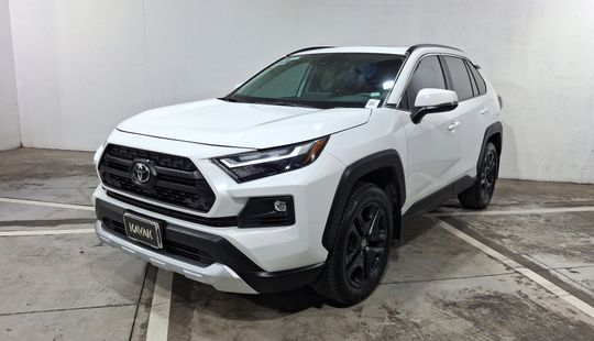 Toyota • RAV4