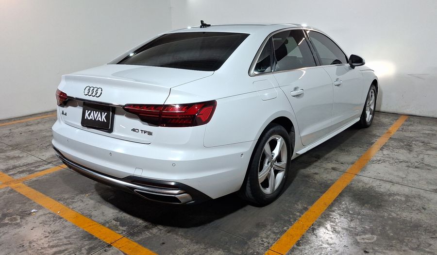 Audi A4 2.0 MHEV 40 TFSI SELECT DCT Sedan 2021