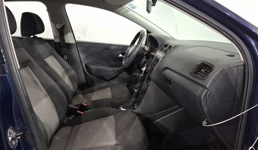 Volkswagen Vento 1.6 STARTLINE TIPTRONIC Sedan 2016