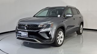Volkswagen • Taos