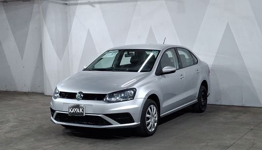 Volkswagen • Vento