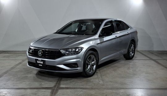 Volkswagen • Jetta