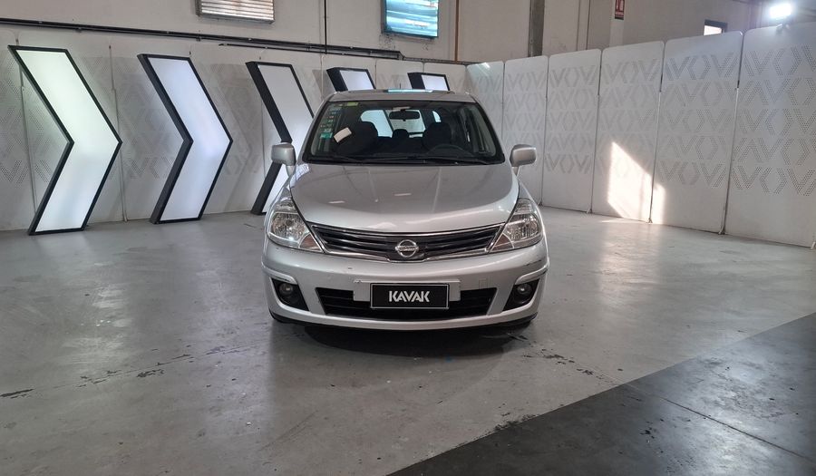 Nissan Tiida 1.8 ACENTA Hatchback 2011