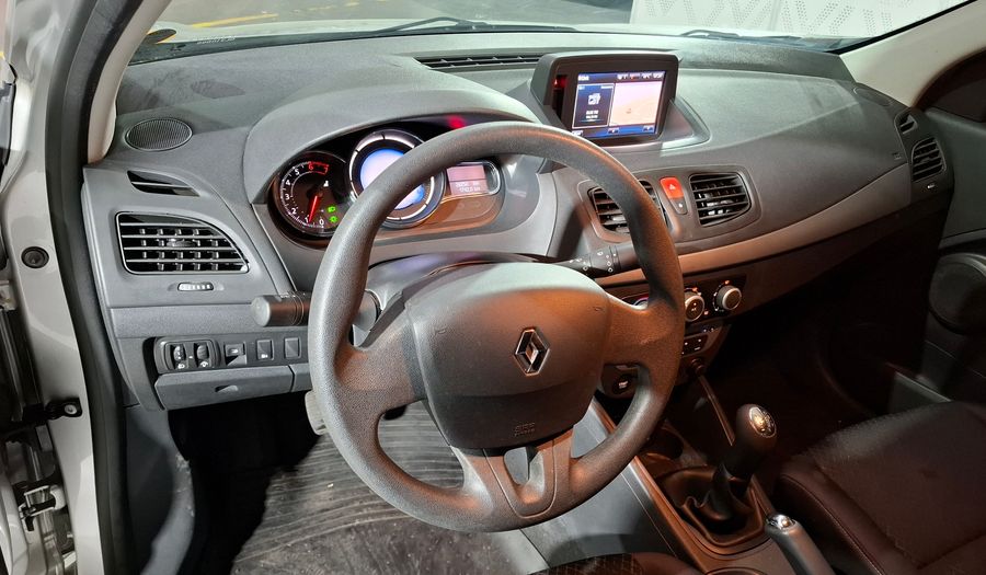 Renault Fluence 1.6 DYNAMIQUE PACK Sedan 2016