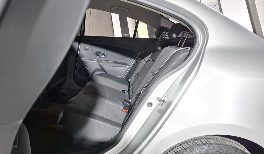 Renault Fluence 1.6 DYNAMIQUE PACK Sedan 2016