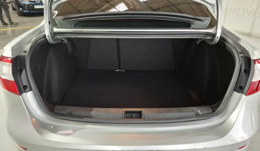 Renault Fluence 1.6 DYNAMIQUE PACK Sedan 2016