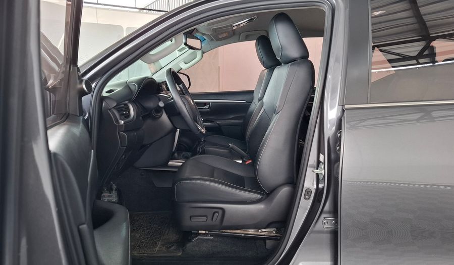 Toyota Sw4 2.8 TDI SRX 4WD Suv 2021