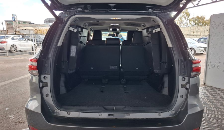 Toyota Sw4 2.8 TDI SRX 4WD Suv 2021