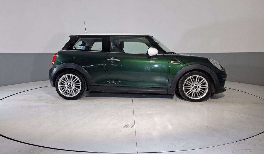 Mini Cooper 1.5 COOPER CHILI AT Hatchback 2017
