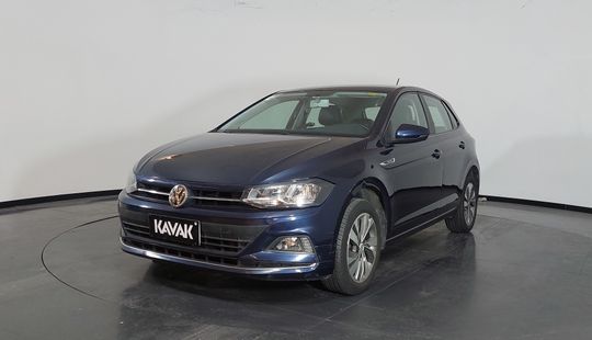 Volkswagen • Polo