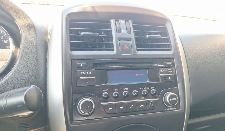 Nissan Versa 1.6 SENSE Sedan 2018