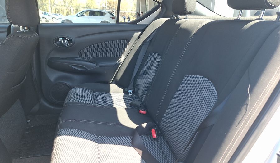 Nissan Versa 1.6 SENSE Sedan 2018