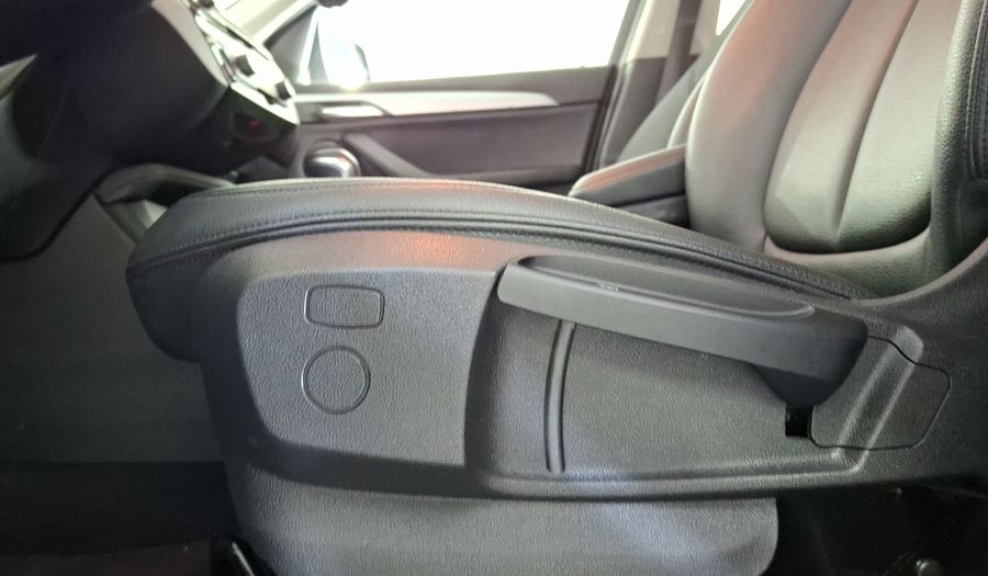 Bmw X1 1.5 SDRIVE18IA AT Suv 2016