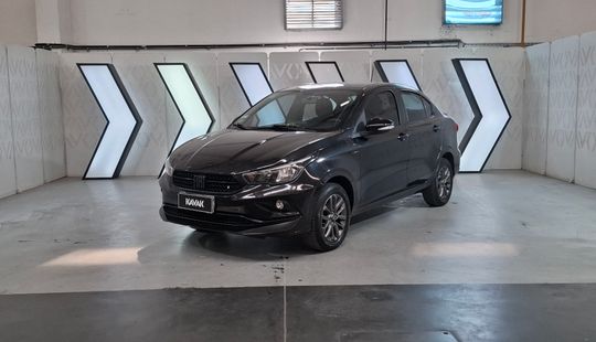 Fiat • Cronos