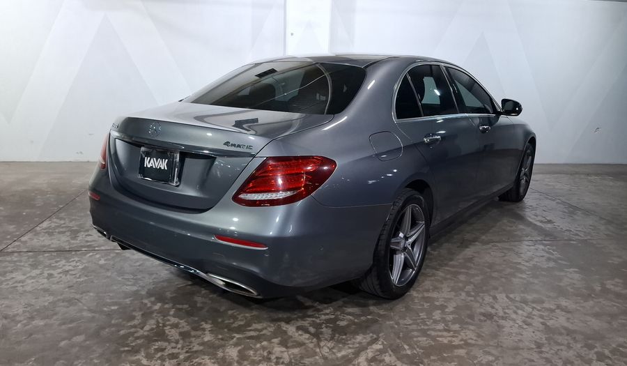 Mercedes Benz Clase E 3.0 400 4MATIC SPORT AT Sedan 2017