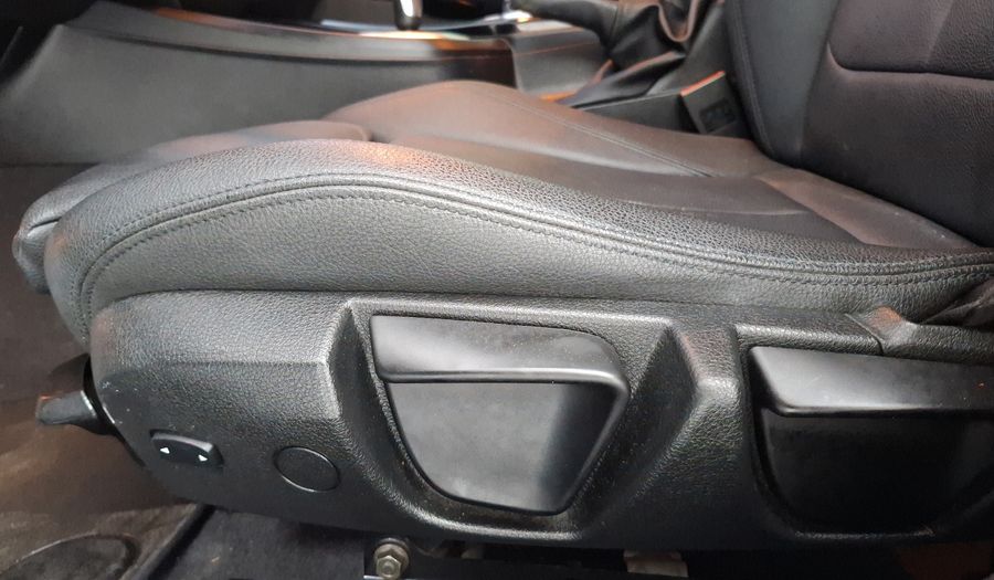 Bmw Serie 1 1.5 118IA SPORT LINE AUTO Hatchback 2019