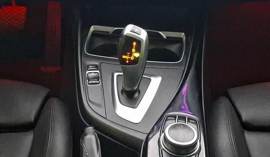 Bmw Serie 1 1.5 118IA SPORT LINE AUTO Hatchback 2019