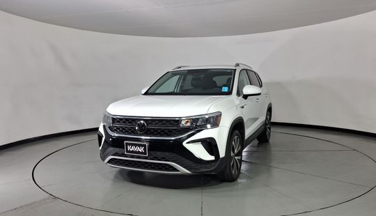 Volkswagen • Taos
