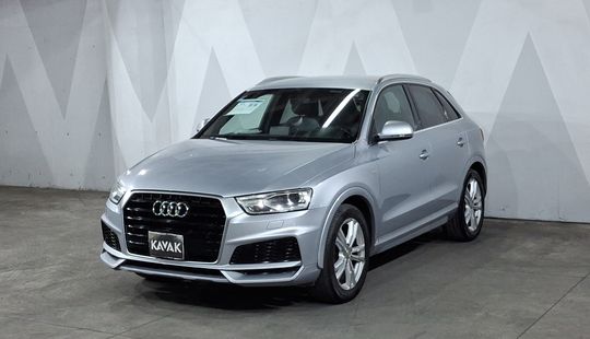Audi • Q3