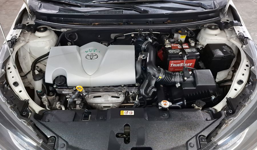 Toyota Yaris 1.5 S Sedan 2021