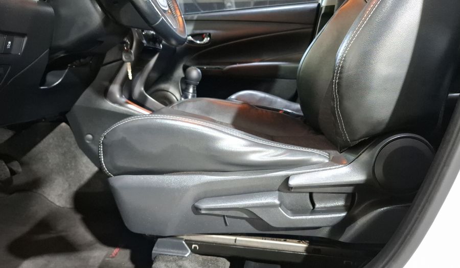Toyota Yaris 1.5 S Sedan 2021
