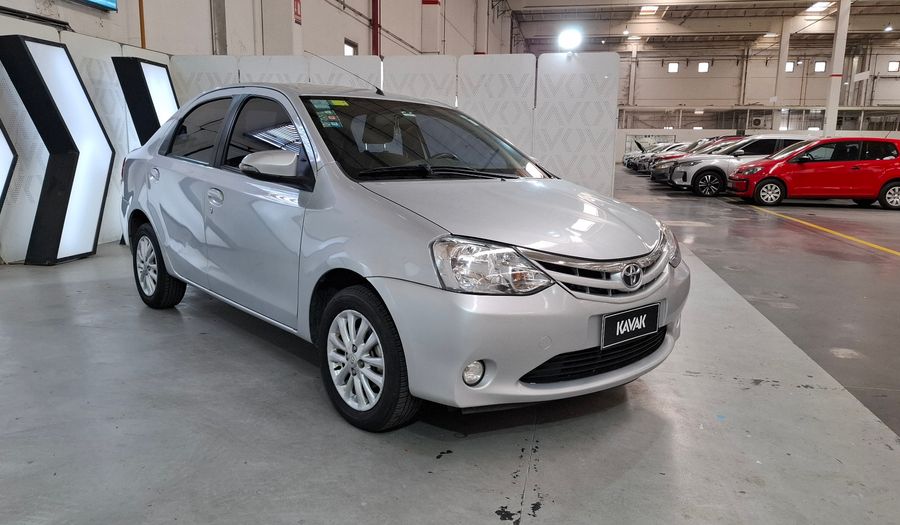 Toyota Etios 1.5 XLS 2016 Sedan