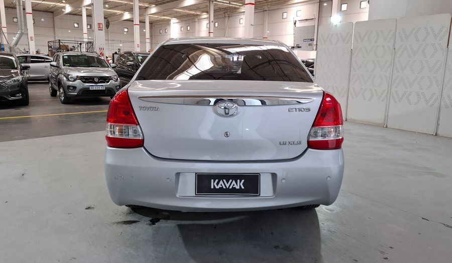 Toyota Etios 1.5 XLS 2016 Sedan