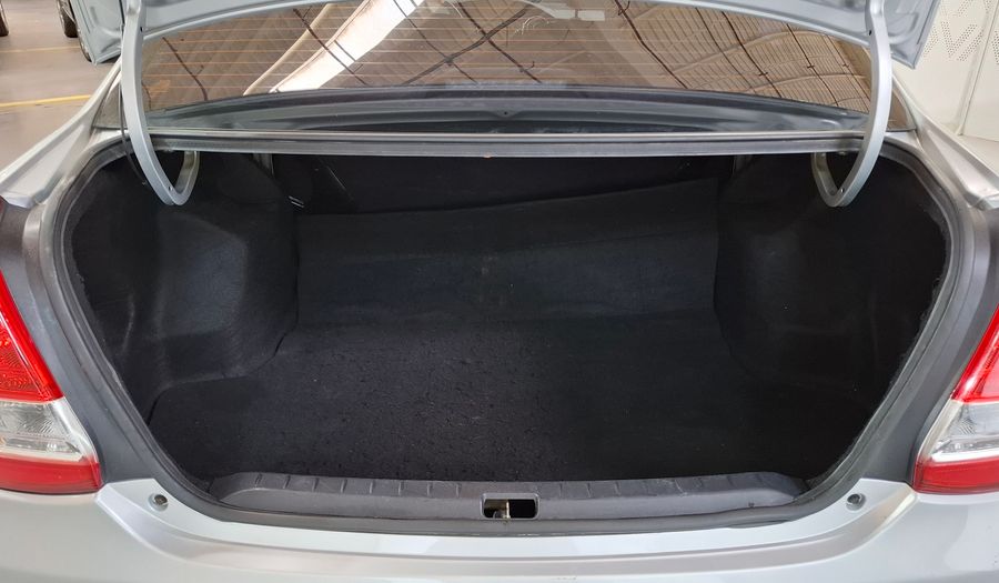 Toyota Etios 1.5 XLS 2016 Sedan