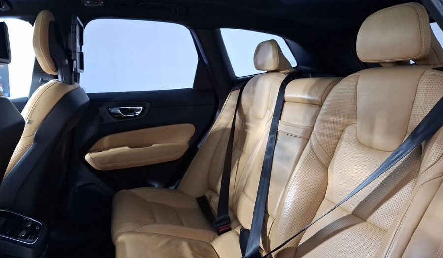 Volvo Xc60 2.0 INSCRIPTION T6 AUTO AWD Suv 2019