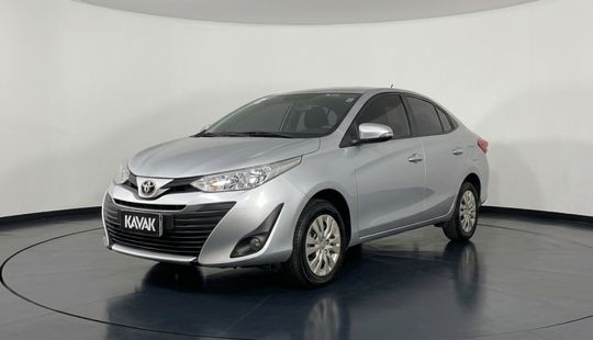 Toyota • Yaris