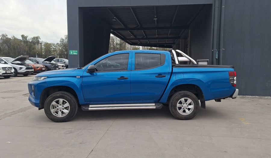 Mitsubishi L200 2.4 TD WORK DC CR Pickup 2023
