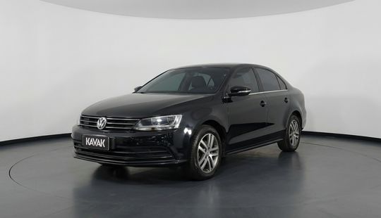 Volkswagen • Jetta