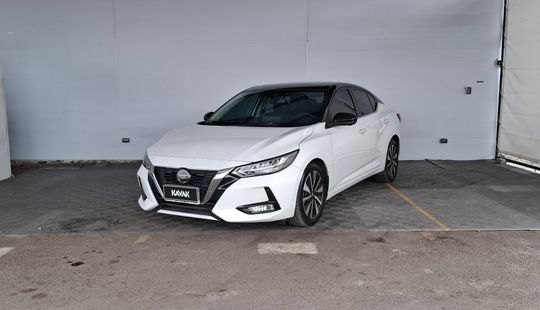 Nissan • Sentra