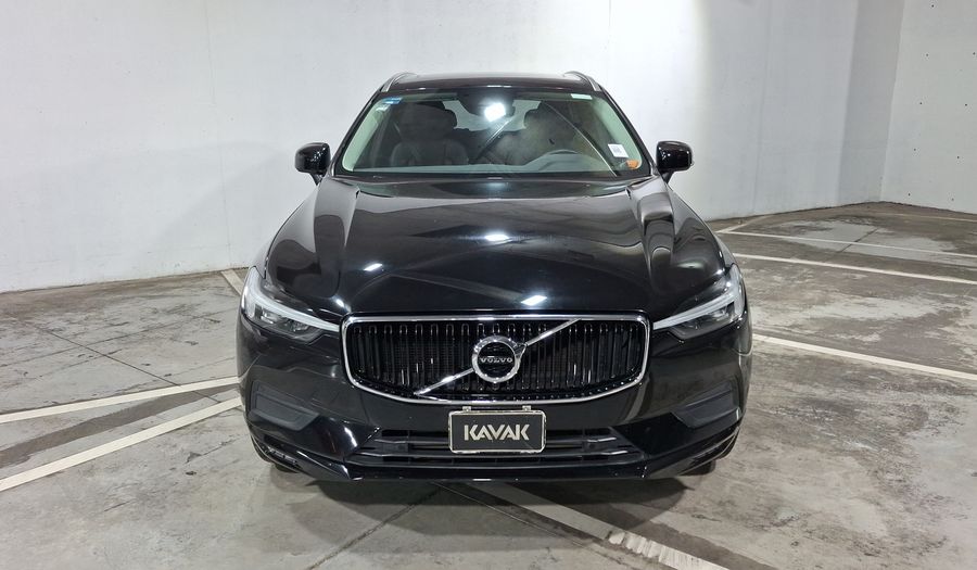 Volvo Xc60 2.0 T5 MOMENTUM AUTO AWD Suv 2021