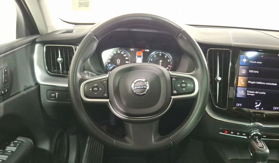 Volvo Xc60 2.0 T5 MOMENTUM AUTO AWD Suv 2021