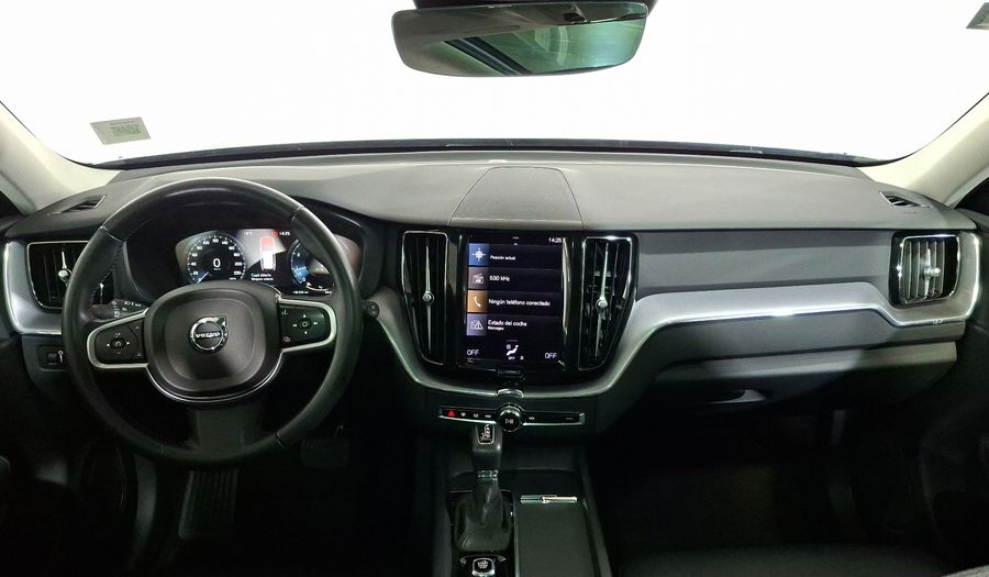 Volvo Xc60 2.0 T5 MOMENTUM AUTO AWD Suv 2021