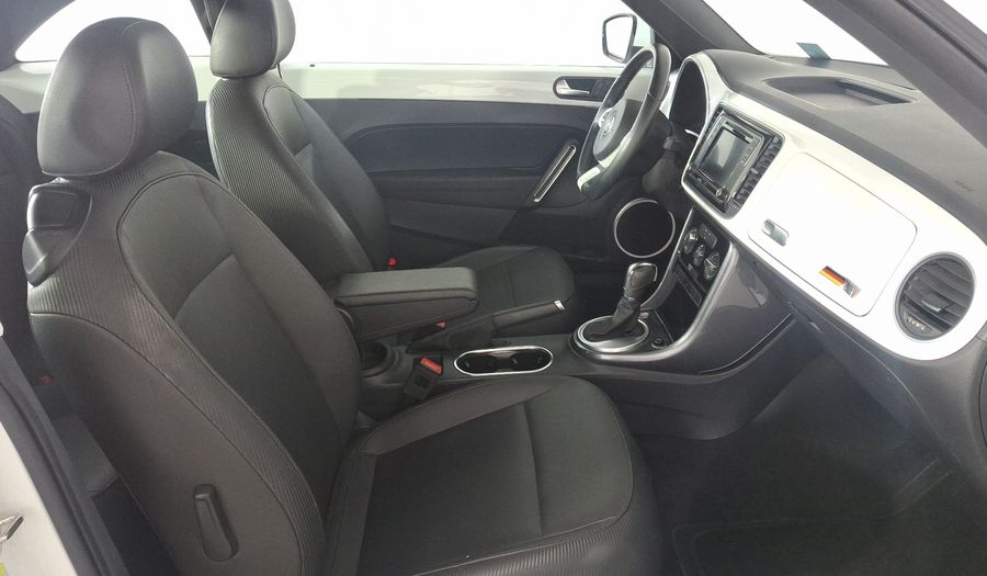 Volkswagen Beetle 2.5 SPORTLINE TIPTRONIC Hatchback 2017