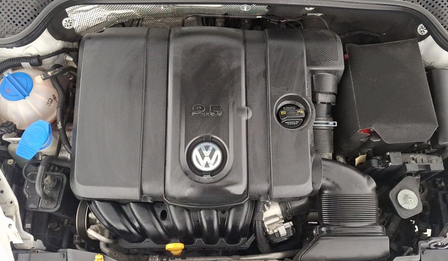 Volkswagen Beetle 2.5 SPORTLINE TIPTRONIC Hatchback 2017