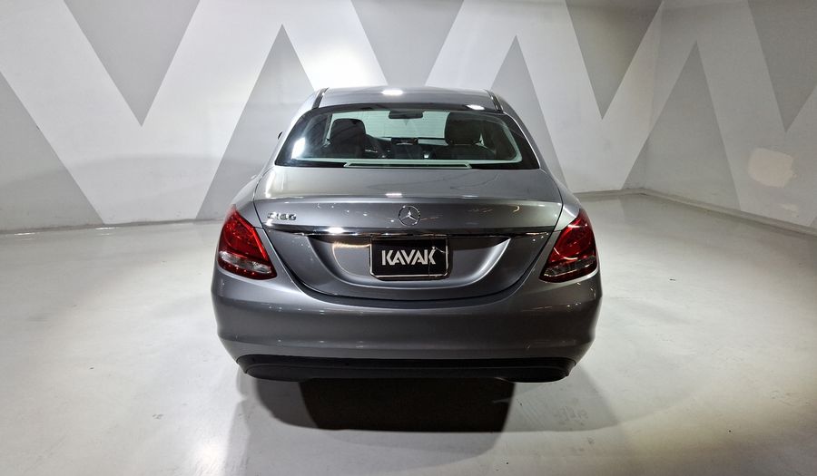 Mercedes Benz Clase C 1.6 180 CGI AT Sedan 2017