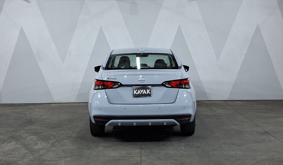 Nissan Versa 1.6 EXCLUSIVE CVT Sedan 2023