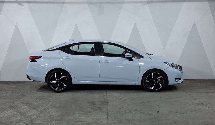 Nissan Versa 1.6 EXCLUSIVE CVT Sedan 2023