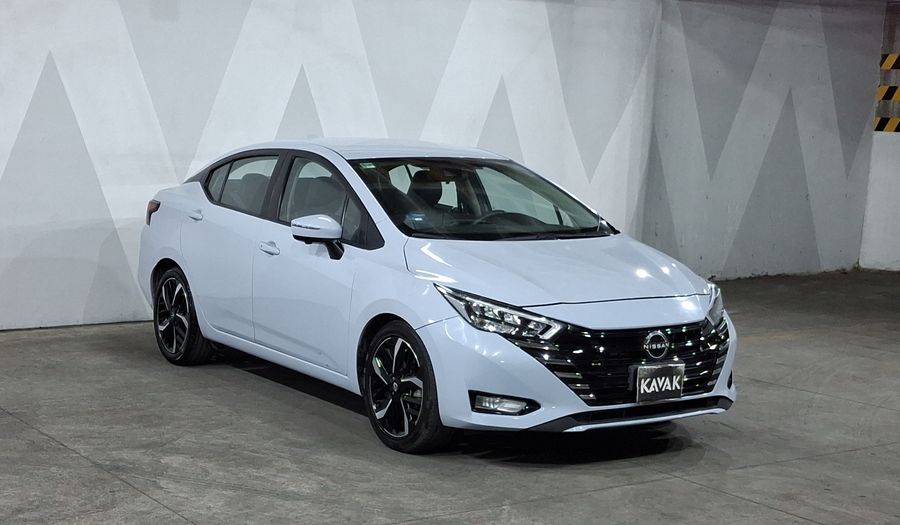 Nissan Versa 1.6 EXCLUSIVE CVT Sedan 2023
