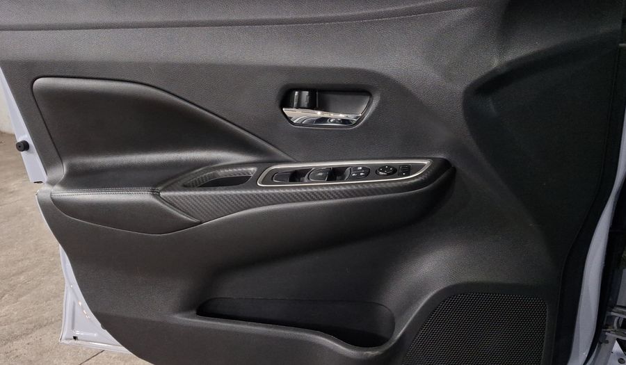 Nissan Versa 1.6 EXCLUSIVE CVT Sedan 2023